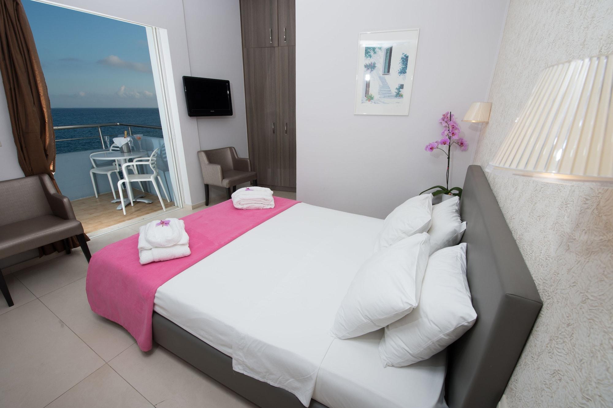 Astron Hotel Ierapetra  Bagian luar foto