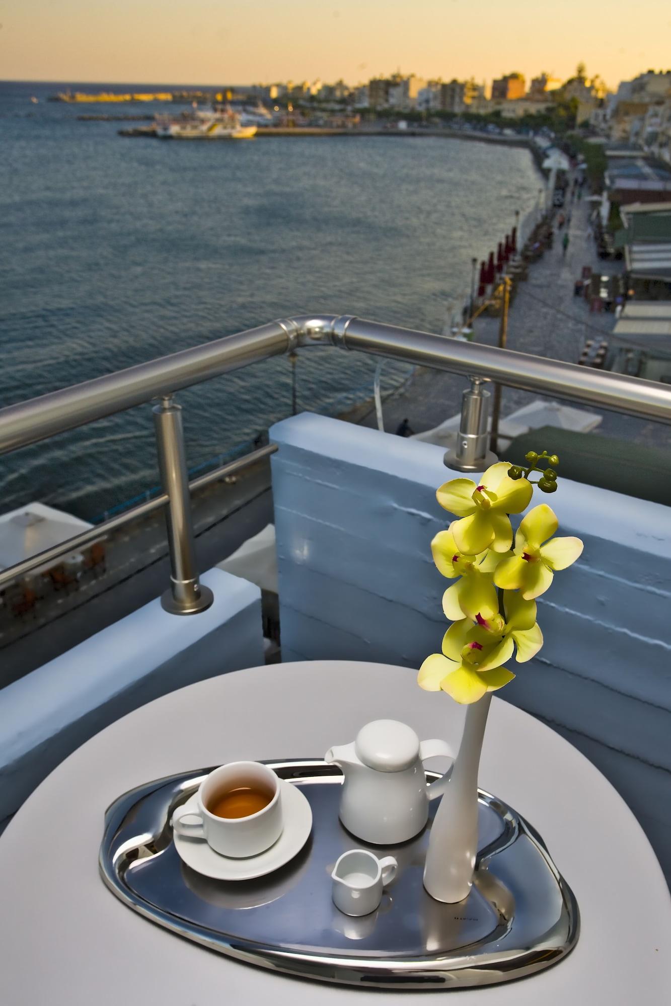 Astron Hotel Ierapetra  Bagian luar foto