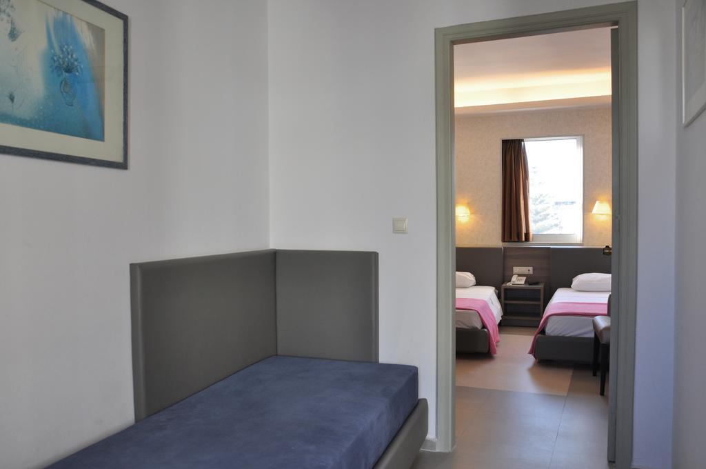 Astron Hotel Ierapetra  Bagian luar foto
