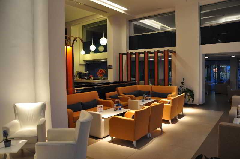 Astron Hotel Ierapetra  Bagian luar foto